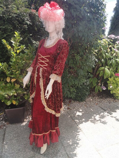 barock-rokoko-damen_012